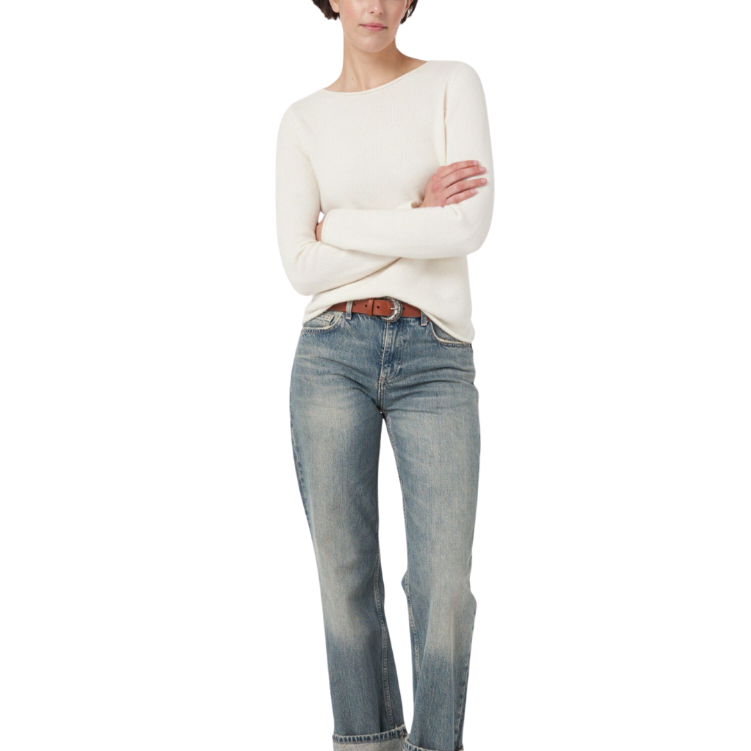 Medium Weight Basic Cashmere Boat Neck Sweater