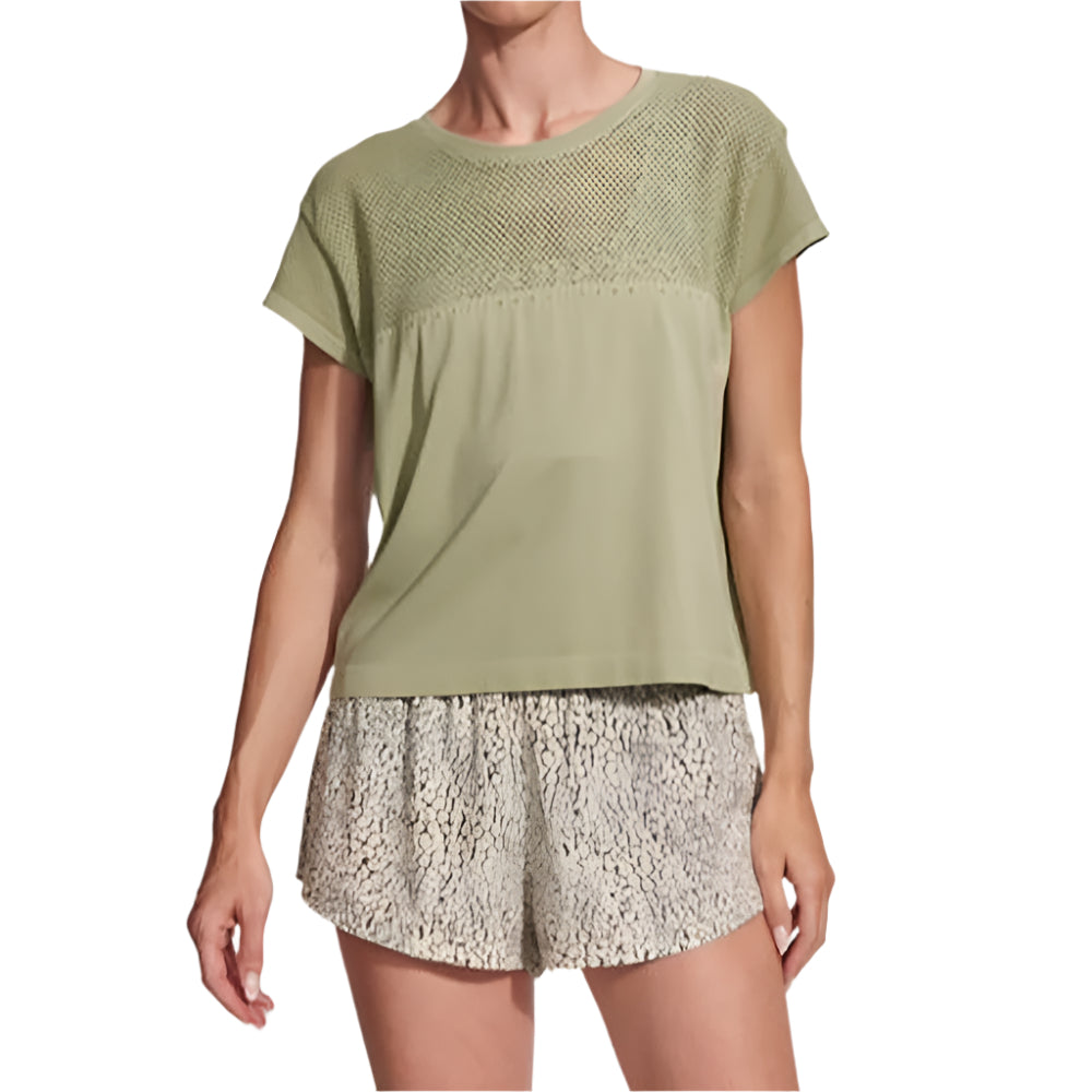 Women's Active & Outdoor Tops – Silver Creek Outfitters