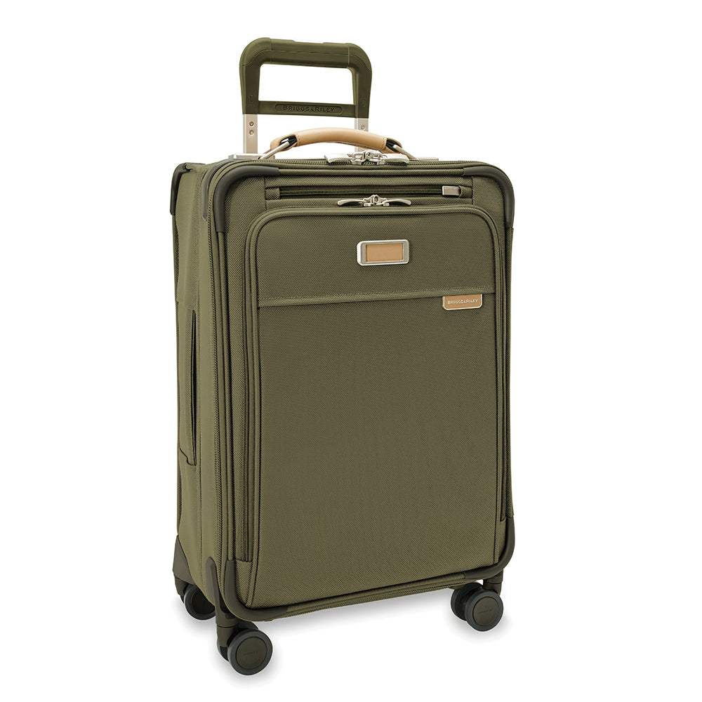 Baseline Essential Carry On Spinner